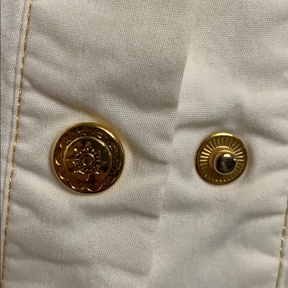 Cache - Picture 5 of 5